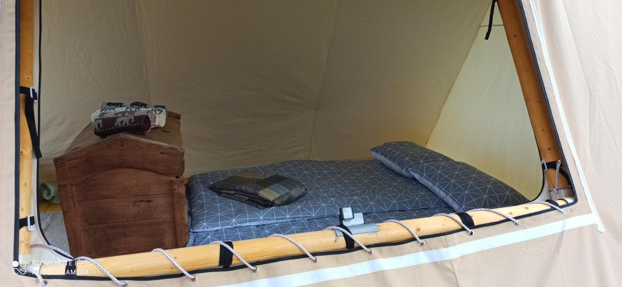 Na Vrtu K25 Hotel Gradac Buitenkant foto